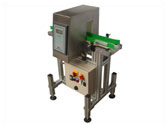 Settore caseario e formaggi. Metal detector industriale TUNN-AL per controllo HACCP su formaggio grana
